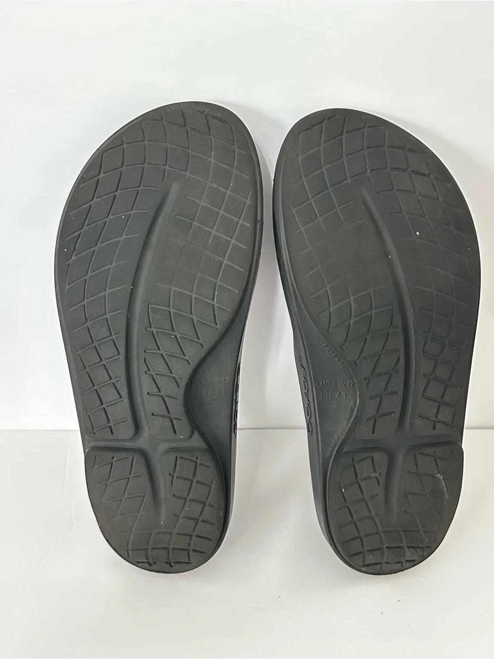OOFOS OOAHH Sandal Slide Recovery Footware Unisex Black M10 W12 Comfort Sport